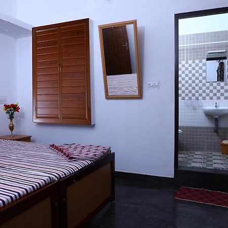 Cbr Ayurhealth Apartment Kannur Room photo